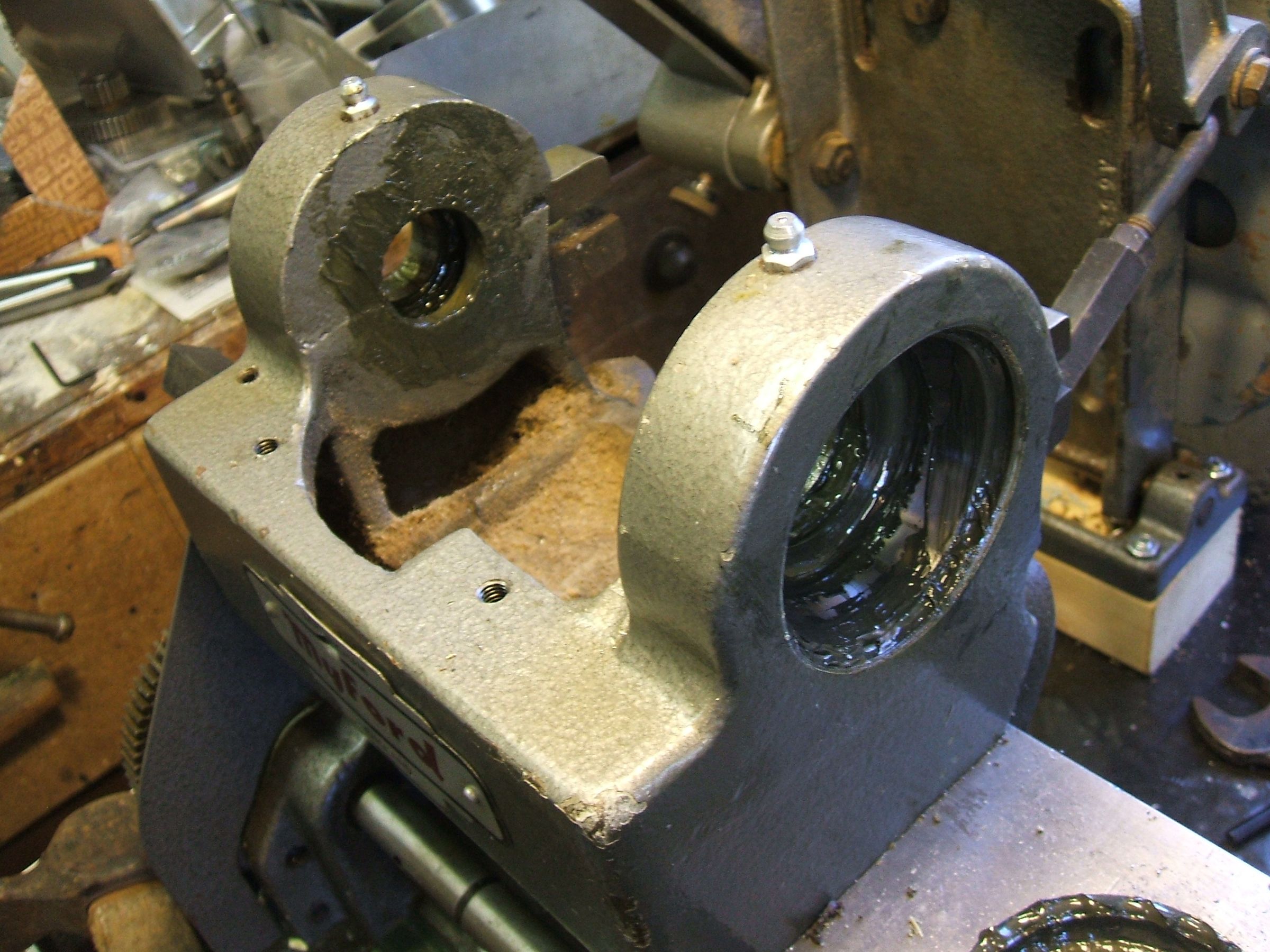 Stripping a Myford ML10 Lathe (Speed 10) Headstock Taper Roller