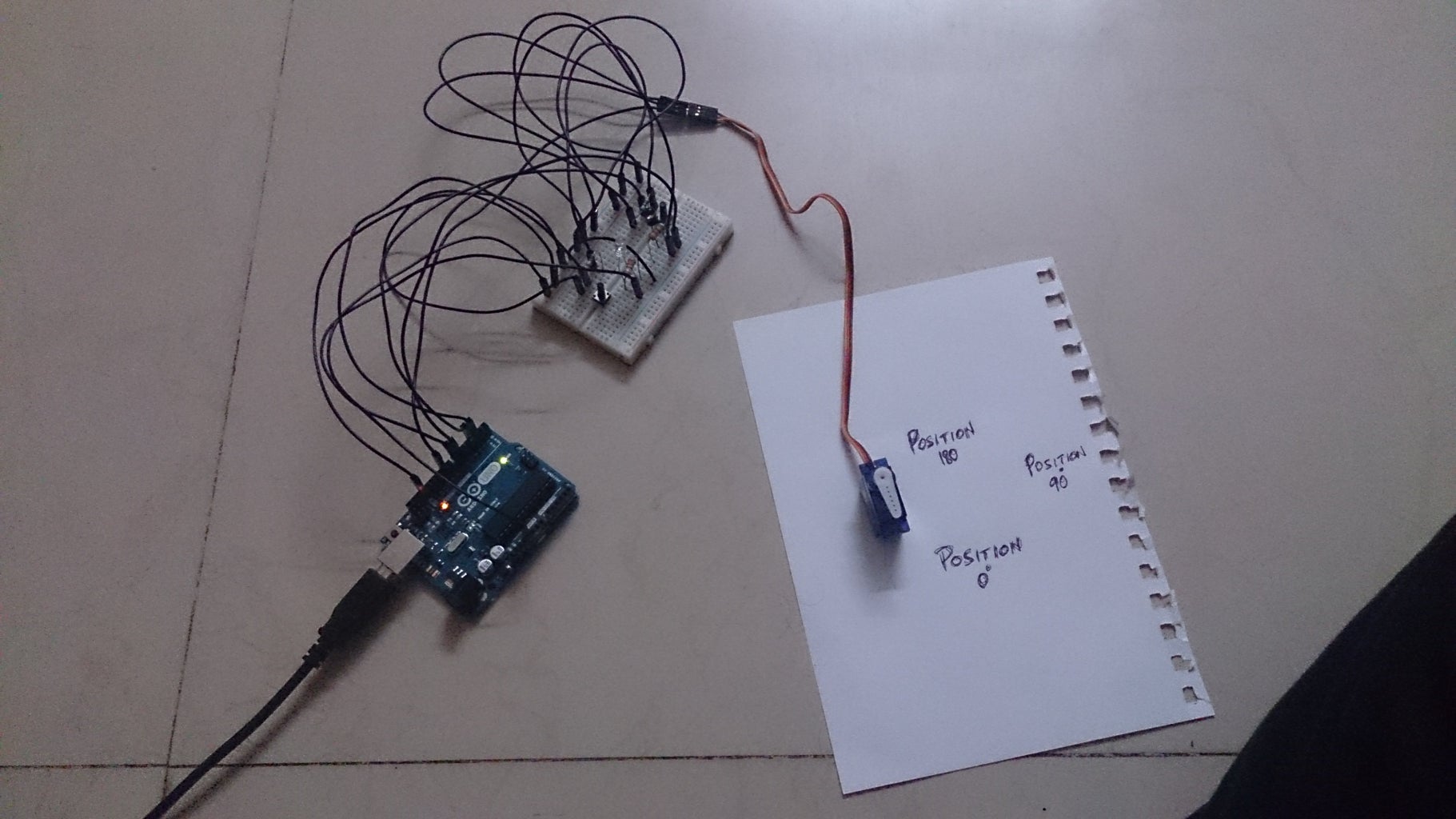 Coupled LED-Servo Controller Using Arduino : 5 Steps - Instructables