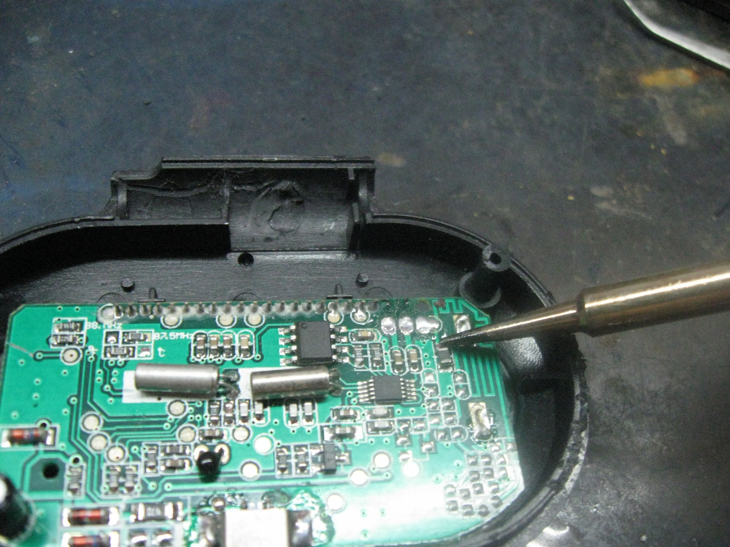 Hacking FM Transmitter 6 Steps (with Pictures) Instructables