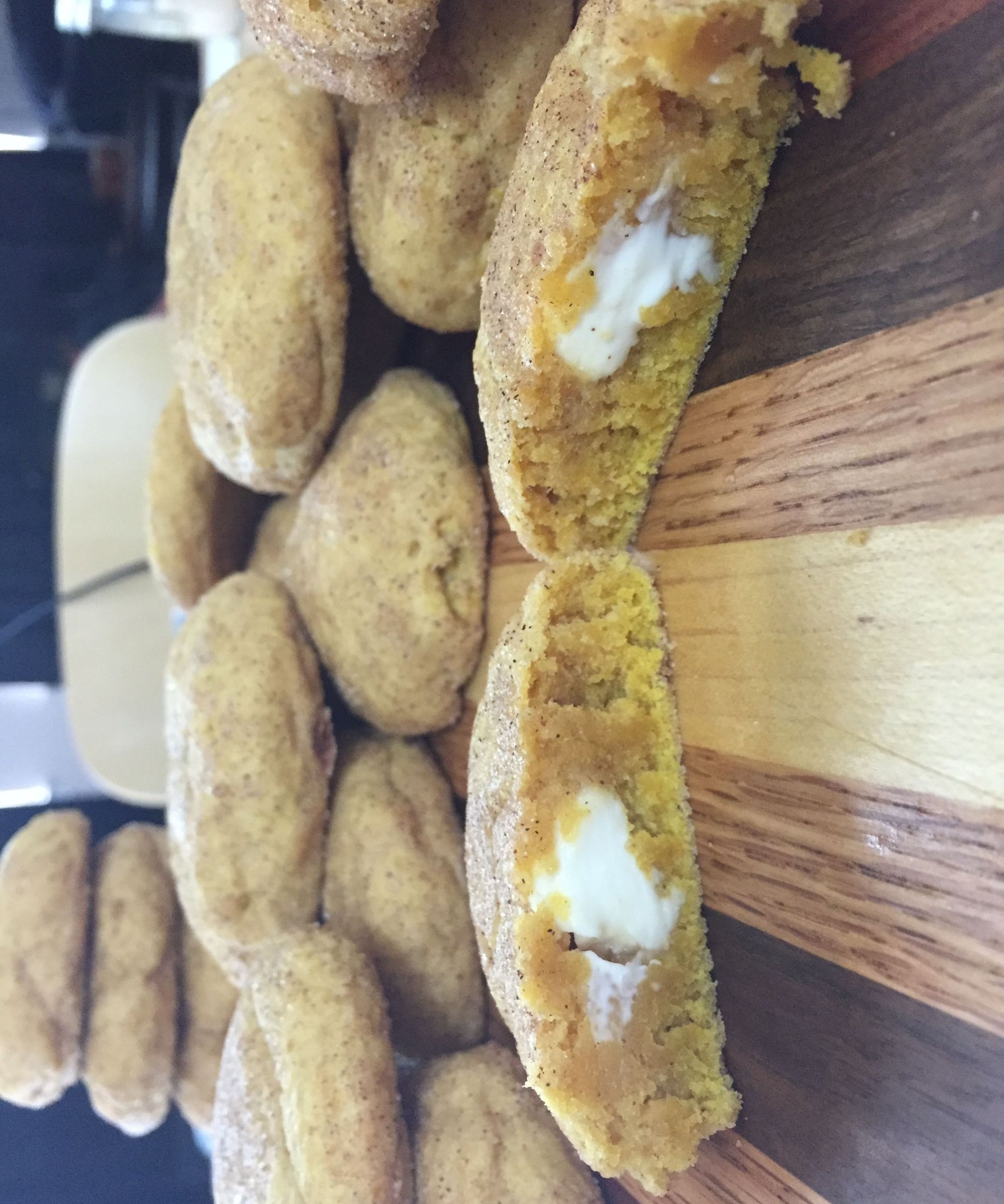 Pumpkin Cheesecake Cookies