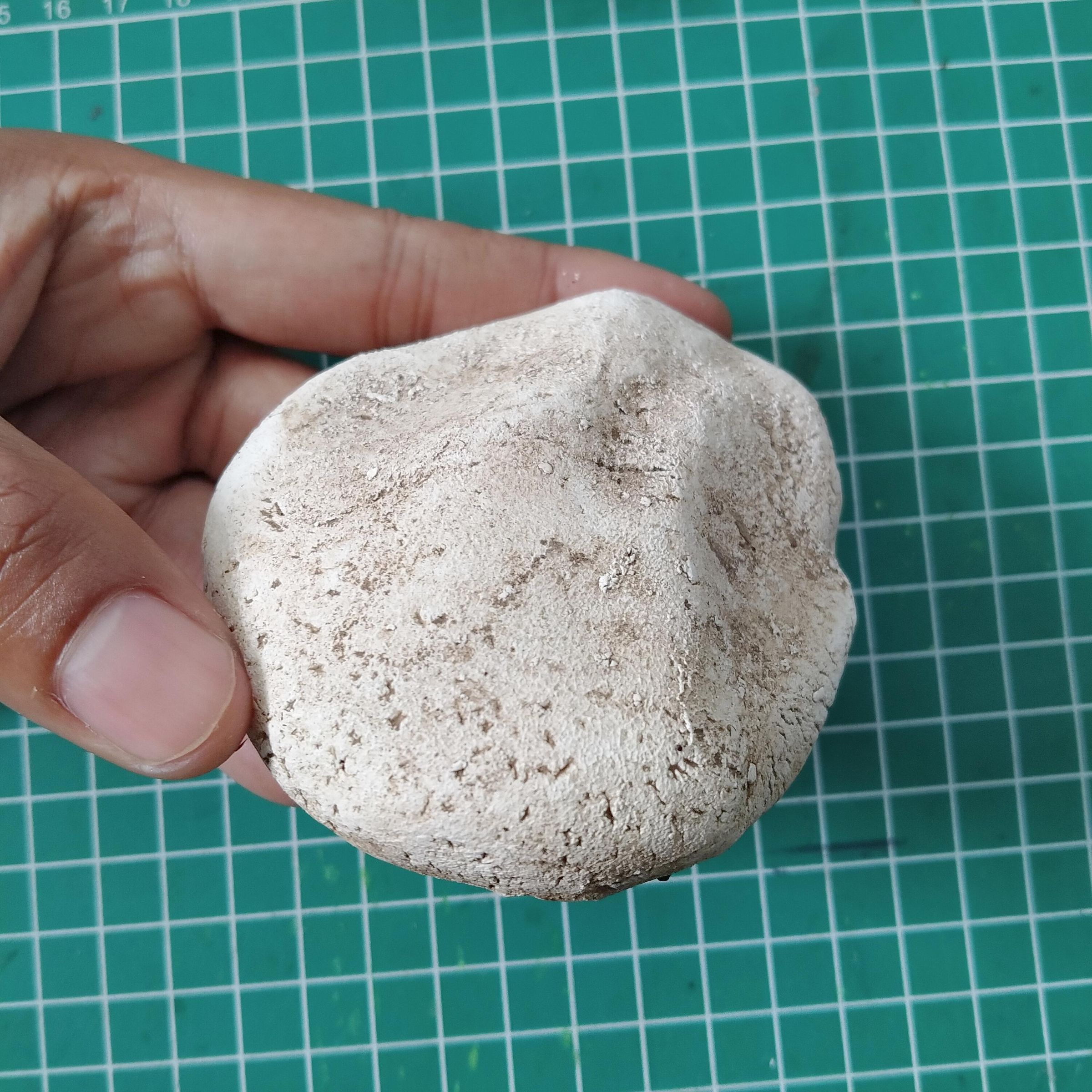 Carve a Stone Into a Pendant Heart Shaped Pendant 3 Steps (with