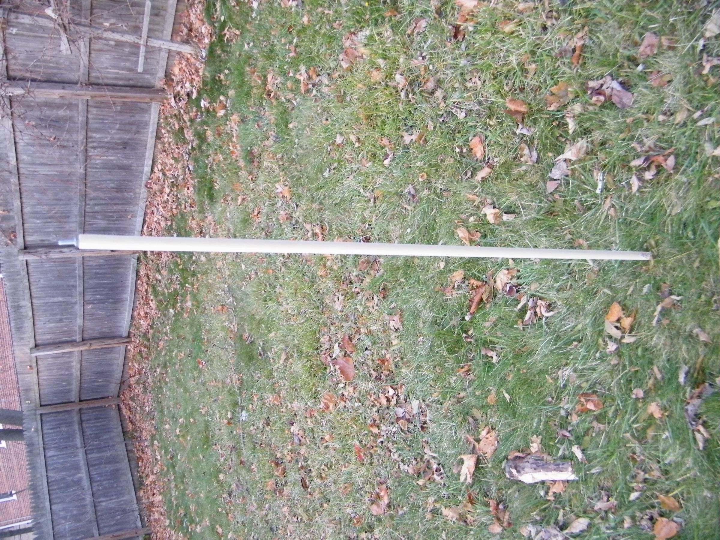 The Cheapest and Easiest to Make Monopod