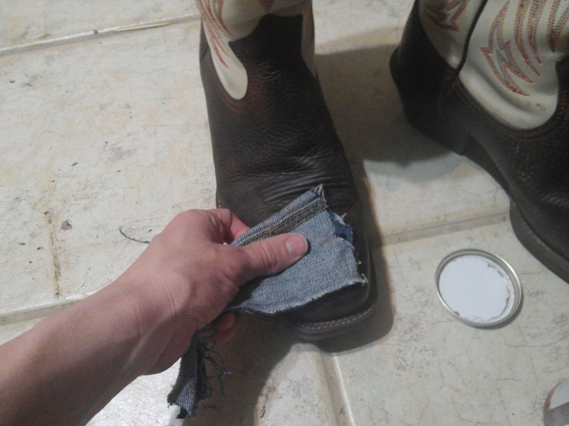 How to Clean and Shine Boots 4 Steps (with Pictures) Instructables