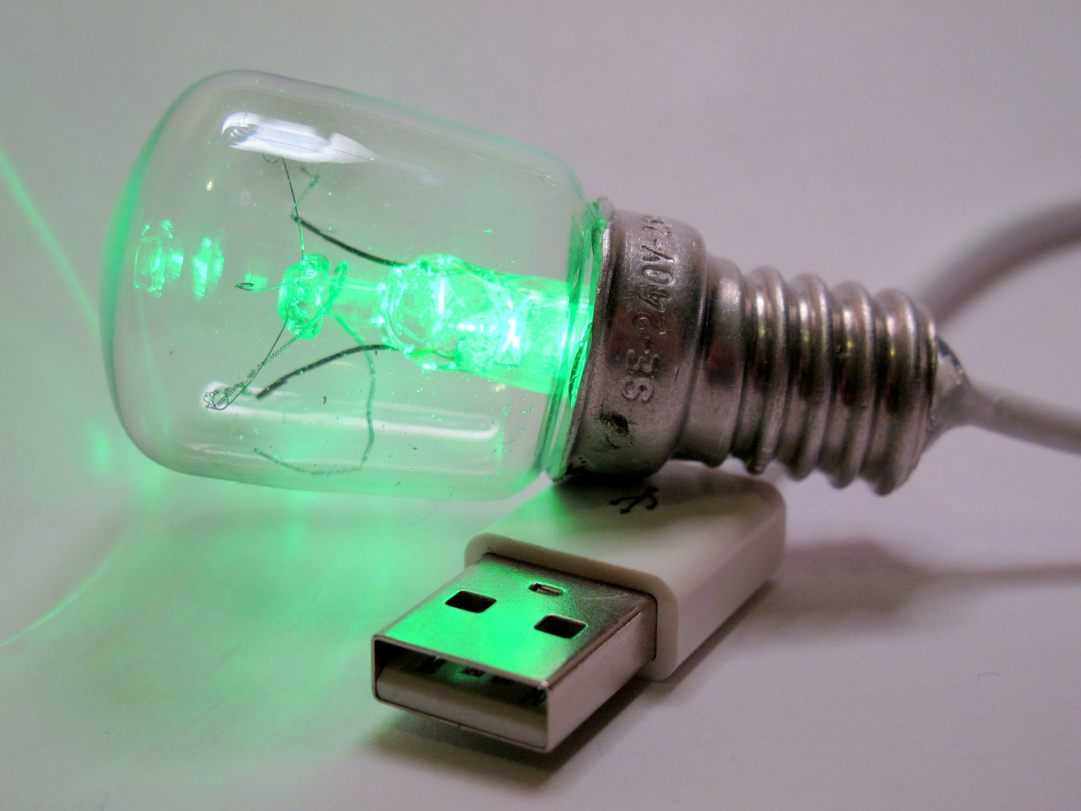 Green LED USB Bulb : 7 Steps (with Pictures) - Instructables