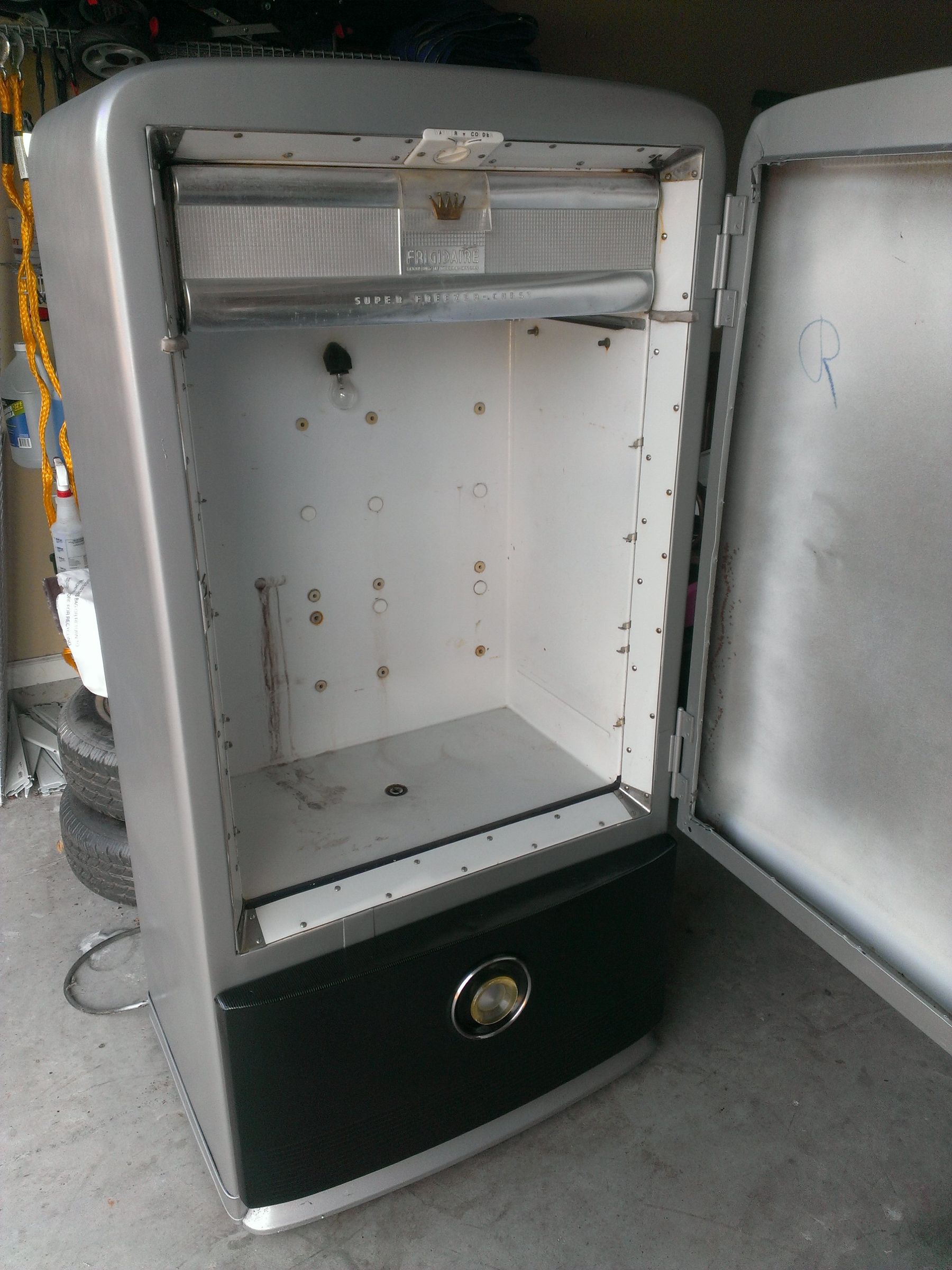Vintage Frigidaire Fridge to Kegerator Rebirth Instructables