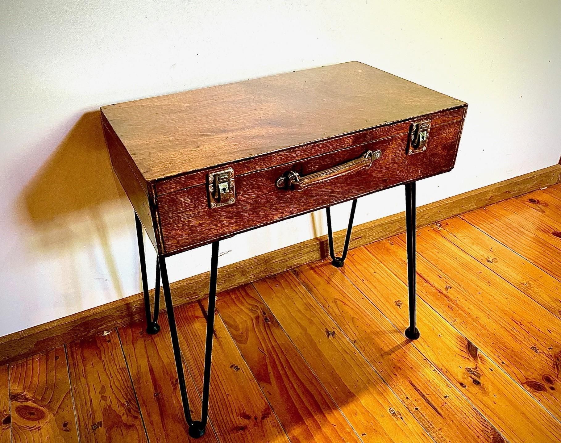Make a Side Table From a Old Wooden Box