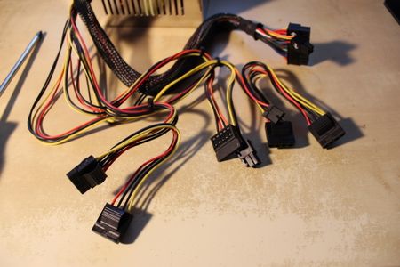 Use a Computer Power Supply for Desktop Electronic Projects : 4 Steps ...