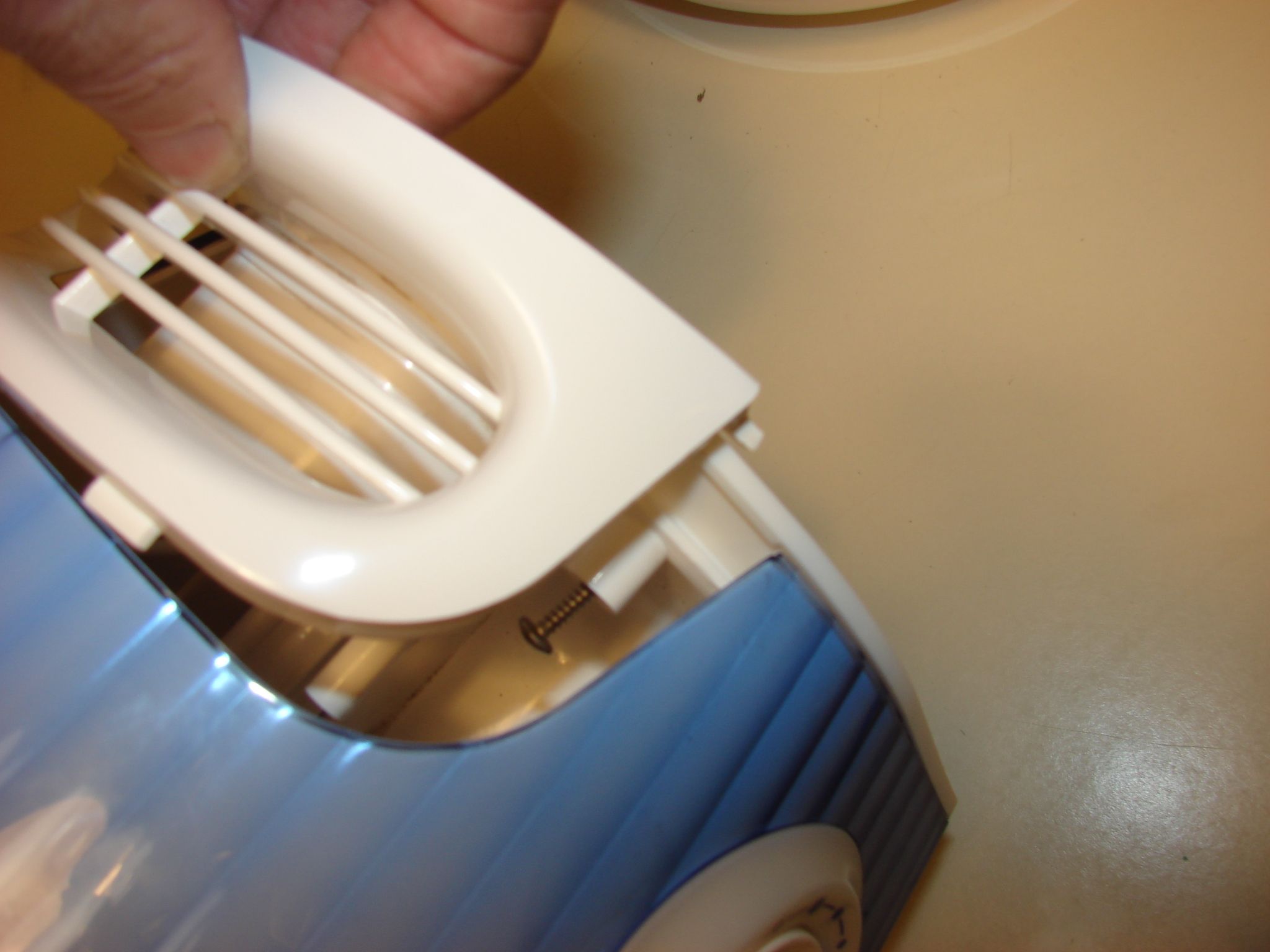 Vick's Filter Free Cool Mist Filter Conversion 6 Steps Instructables