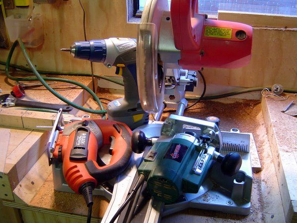 How to Build a Treehouse : 17 Steps (with Pictures) - Instructables
