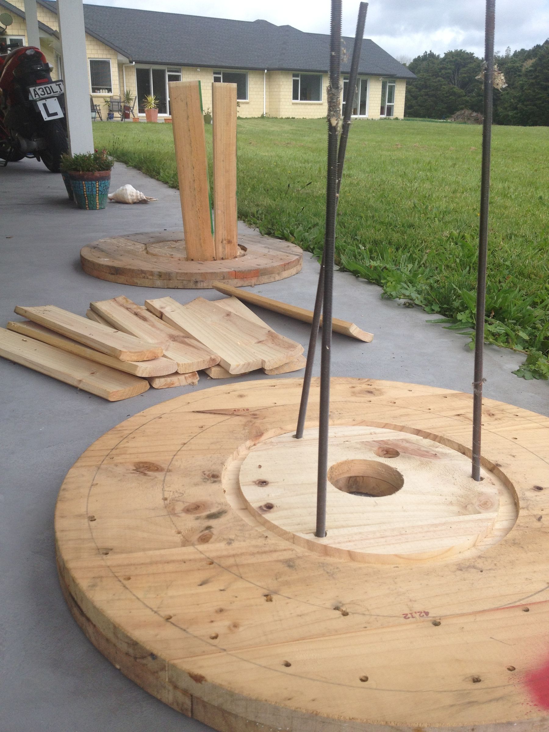 DIY Cable Drum Rocking Chair 10 Steps (with Pictures) Instructables