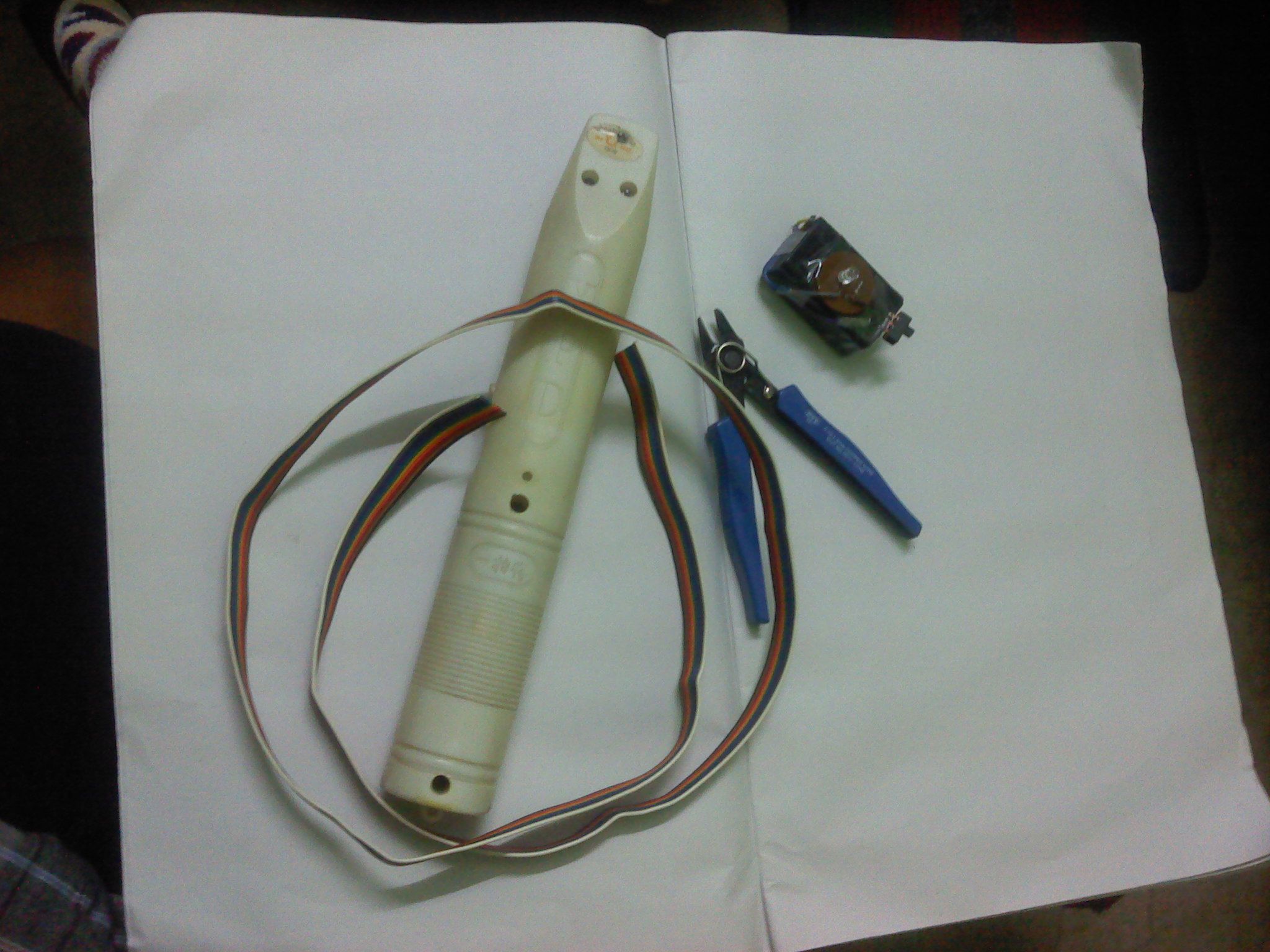 TORCH OR NIGHTLIGHT FROM a RECHARGEABLE BATTERY FROM a RACKET