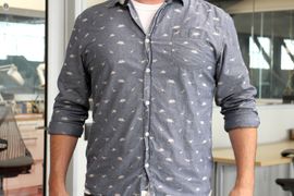 dress shirt wrinkles easily How to get these stubborn wrinkles out? I've ironed the shirt before and after it's washed, they get wrinkled again. It's always the collar, the sleeve (shortsleeved) and the flap where the