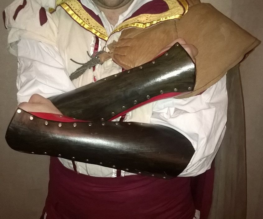 How to Work With Leather, a Gauntlet Design.