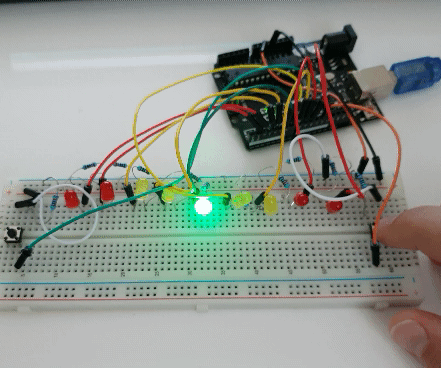 Arduino Two-Player Fast Button-Clicking Game