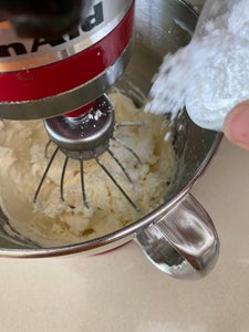 Making Mascarpone Cream 2.