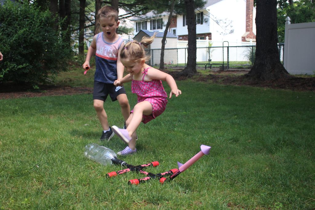 DIY Paper Stomp Rockets : 7 Steps (with Pictures) - Instructables