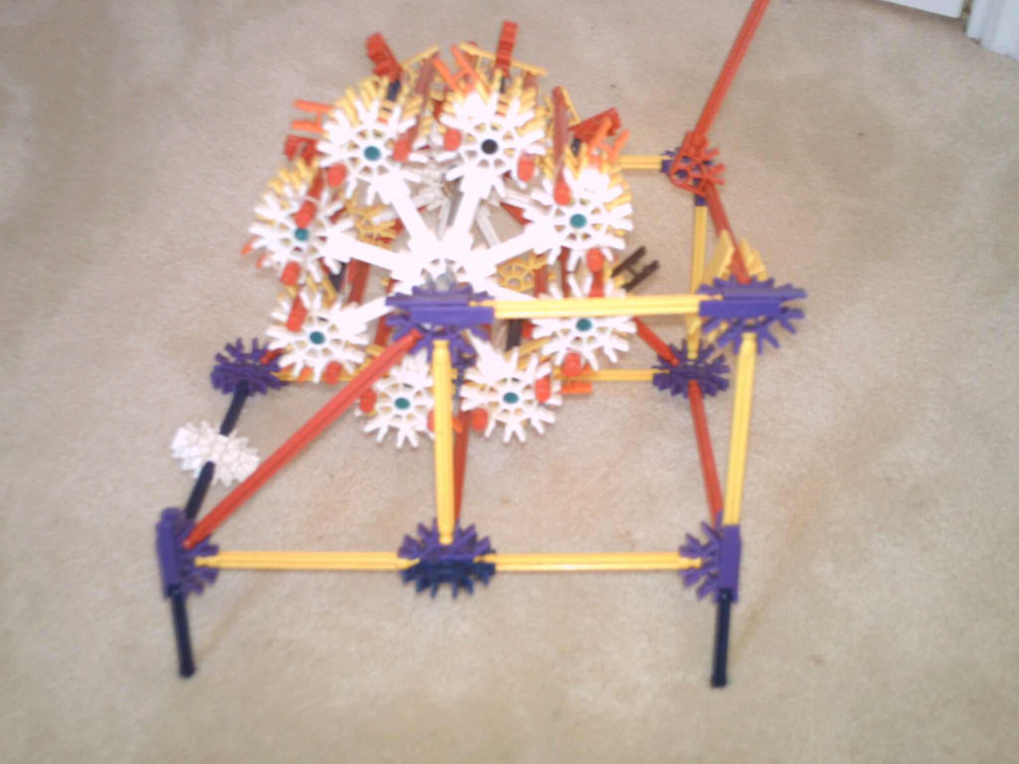knex gun of kewlness this gun is retro!!!