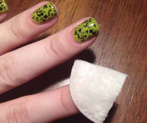 Remove Stubborn Glitter Nail Polish