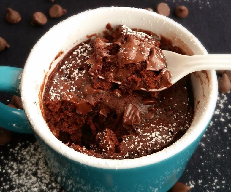 1 Minute Eggless Chocolate Mug Cake