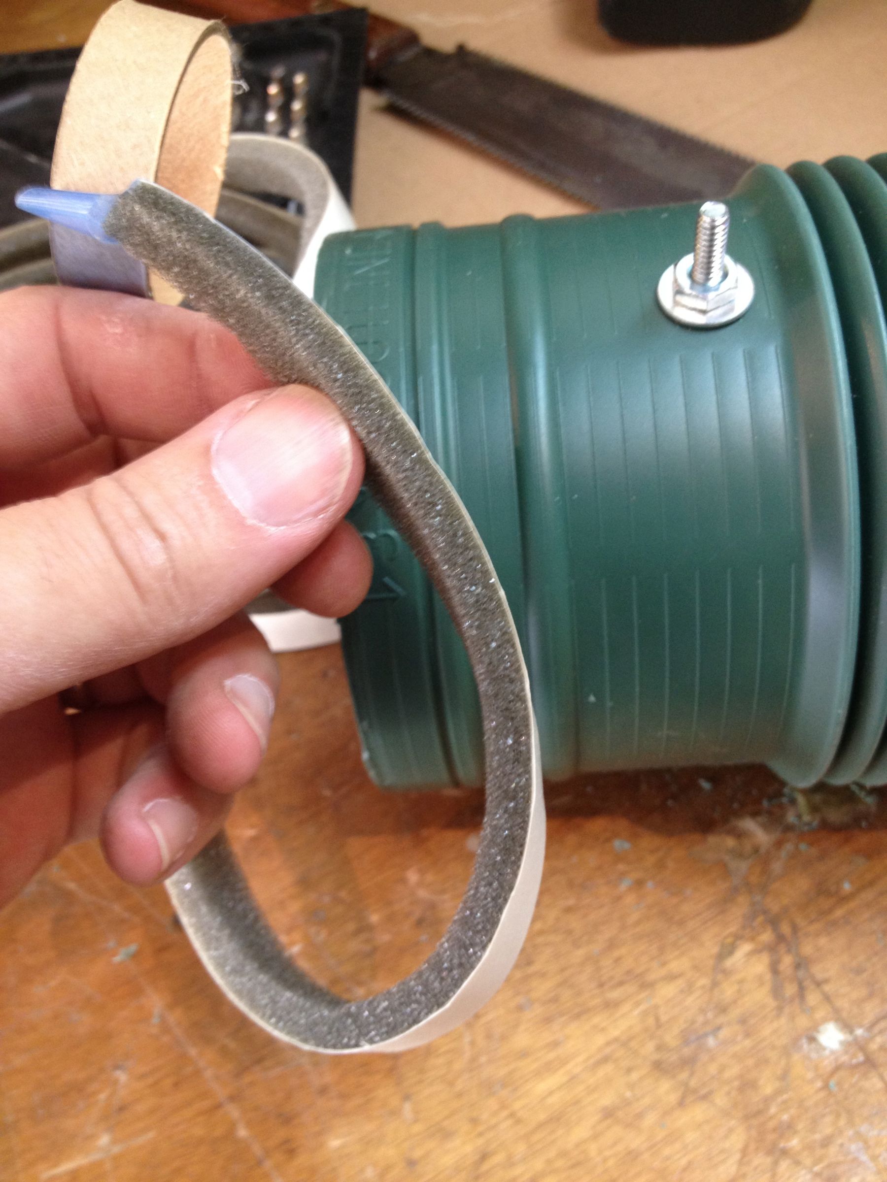 Leaf Vacuum Extension Using a Leaf Blower 4 Steps (with Pictures