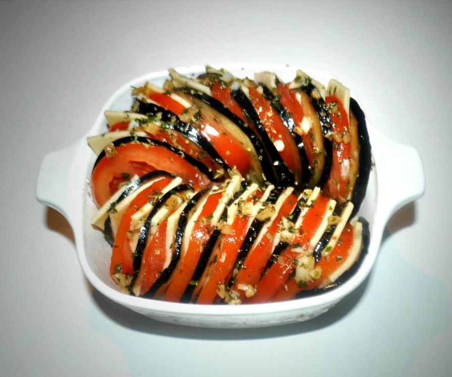 20 Min - Eggplant & Tomato Gratin