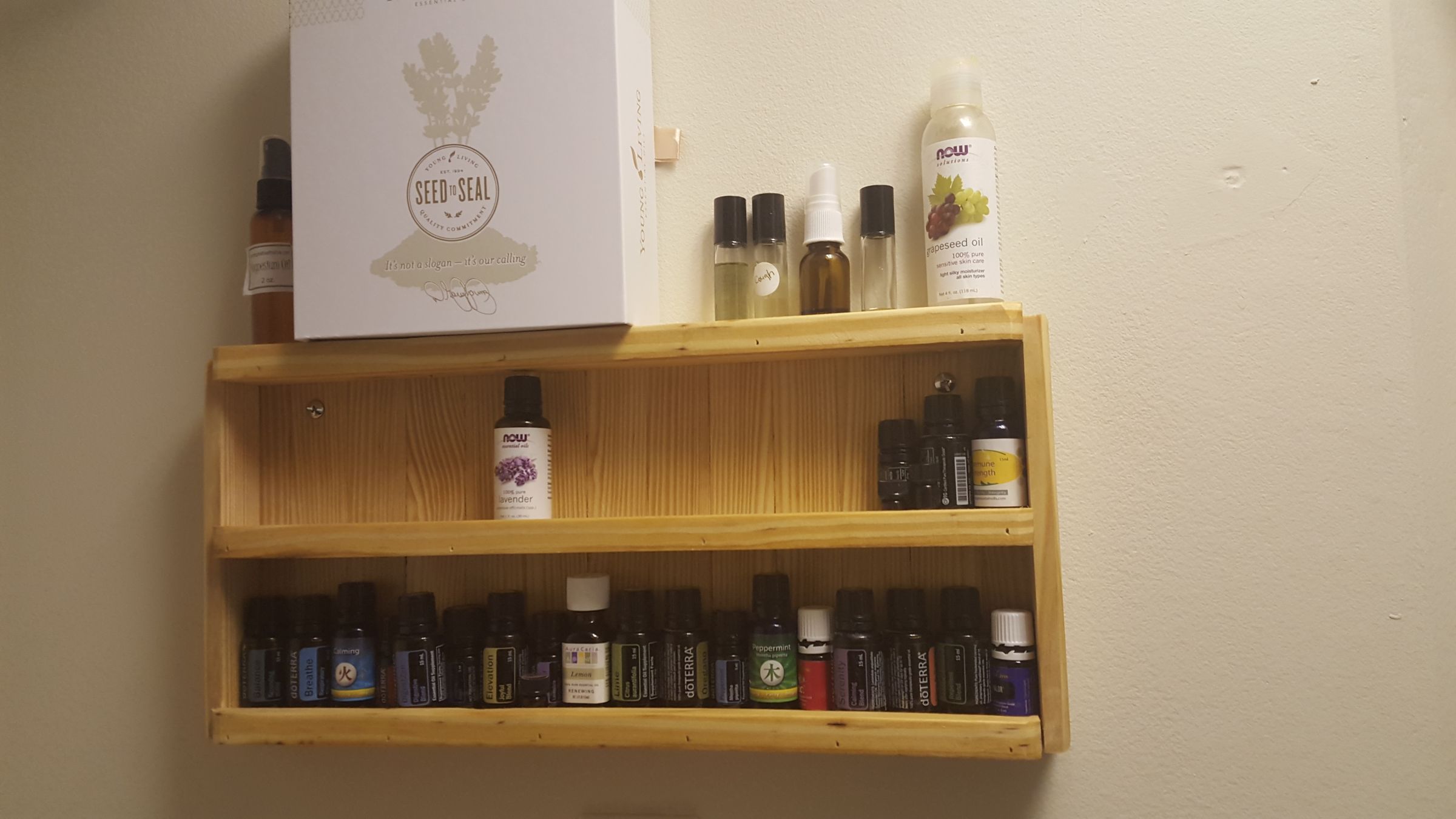 2x4 Essential Oil Holder 