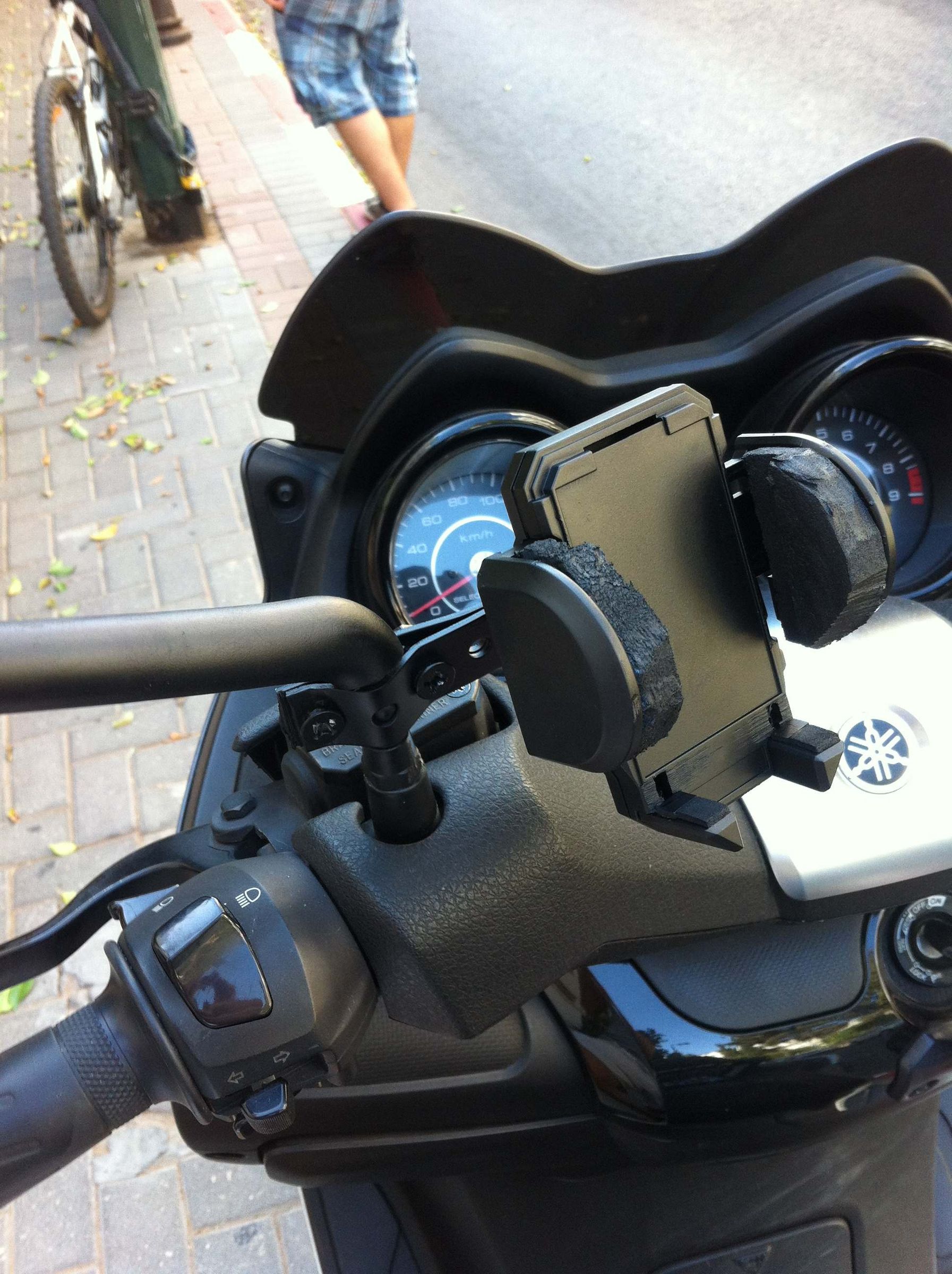 IPhone Bike Stand