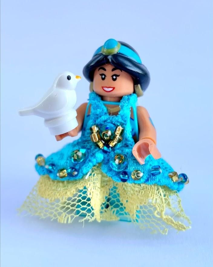 lego green dress LEGO Disney Frozen Anna Minifigure [Sand Green Top Loose] main image 1