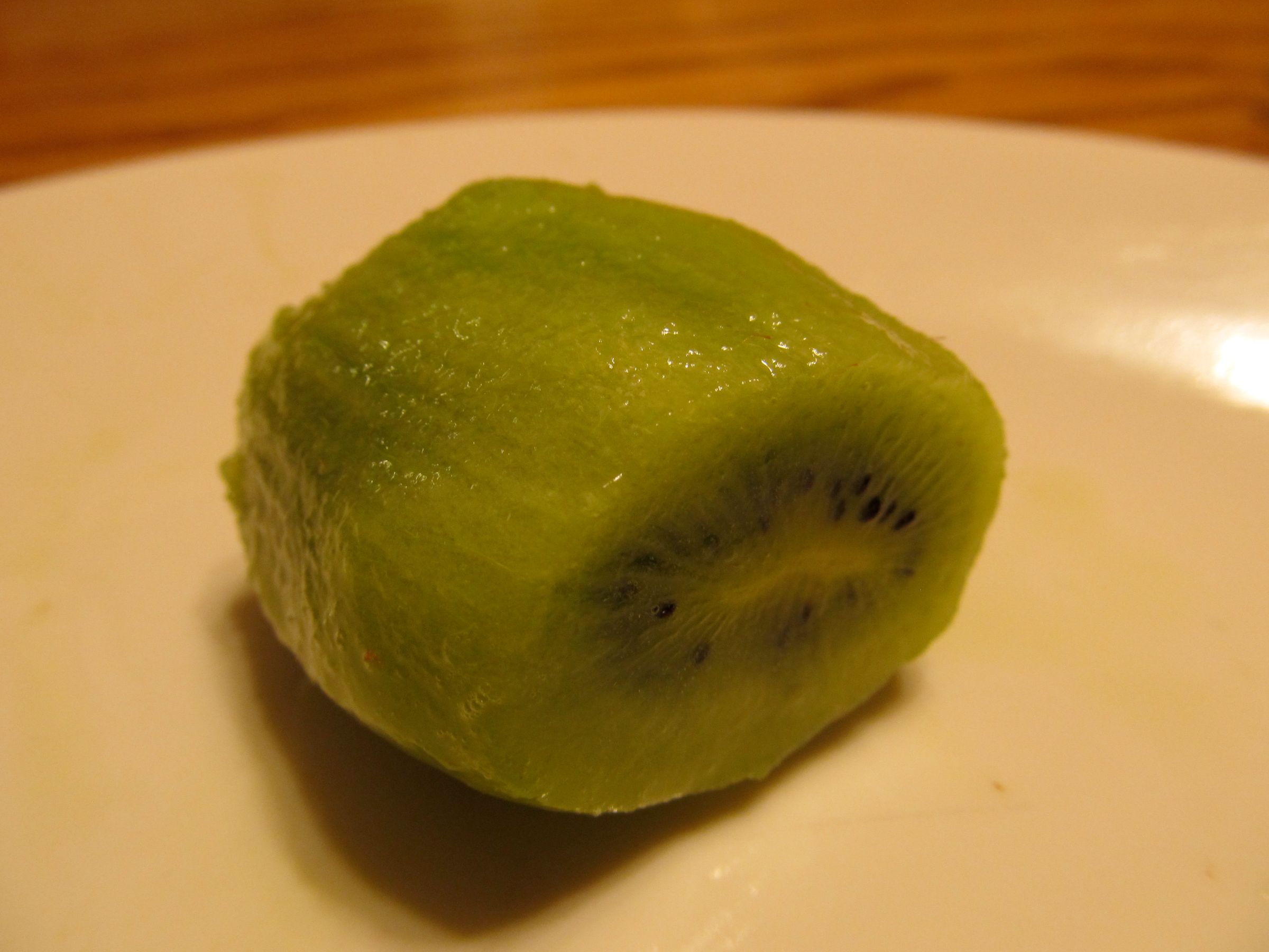 How to Peel a Kiwi Using a Spoon 4 Steps (with Pictures) Instructables