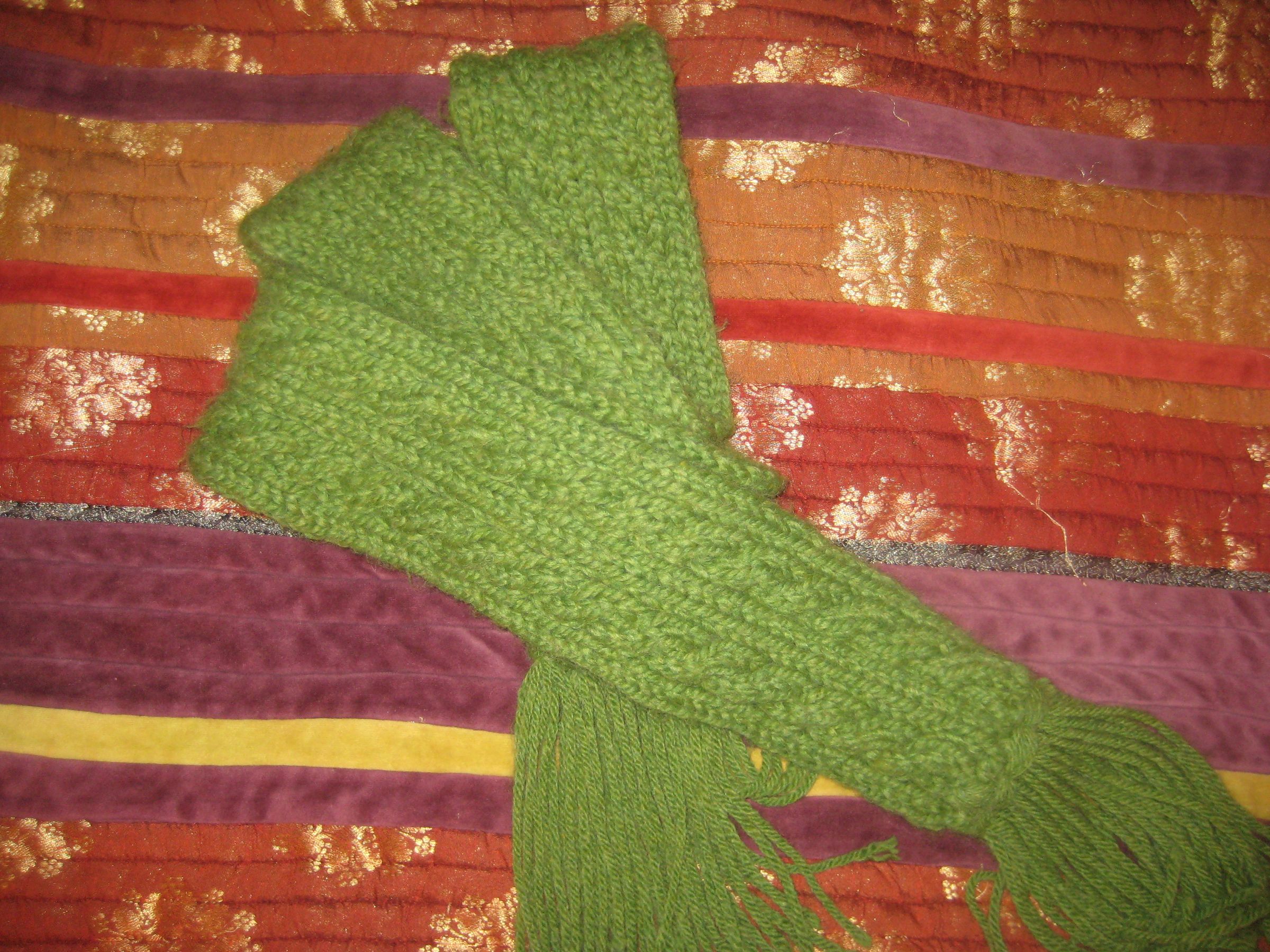 Not a Knitter? Not a Problem! Knit a Cable-Knit Scarf