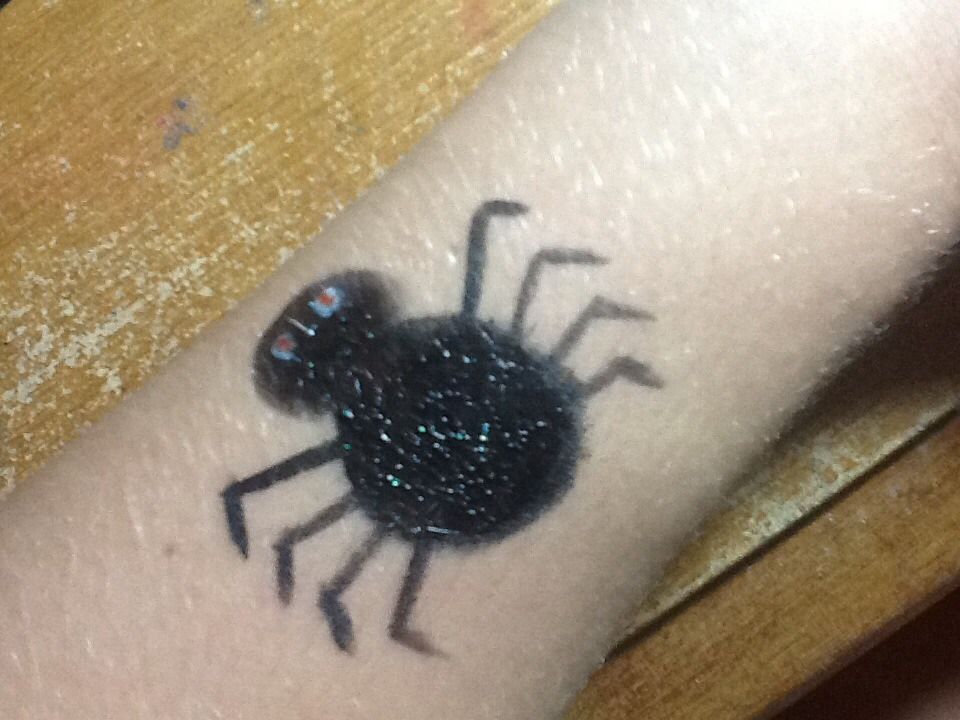 Easy Spider Cheek Art