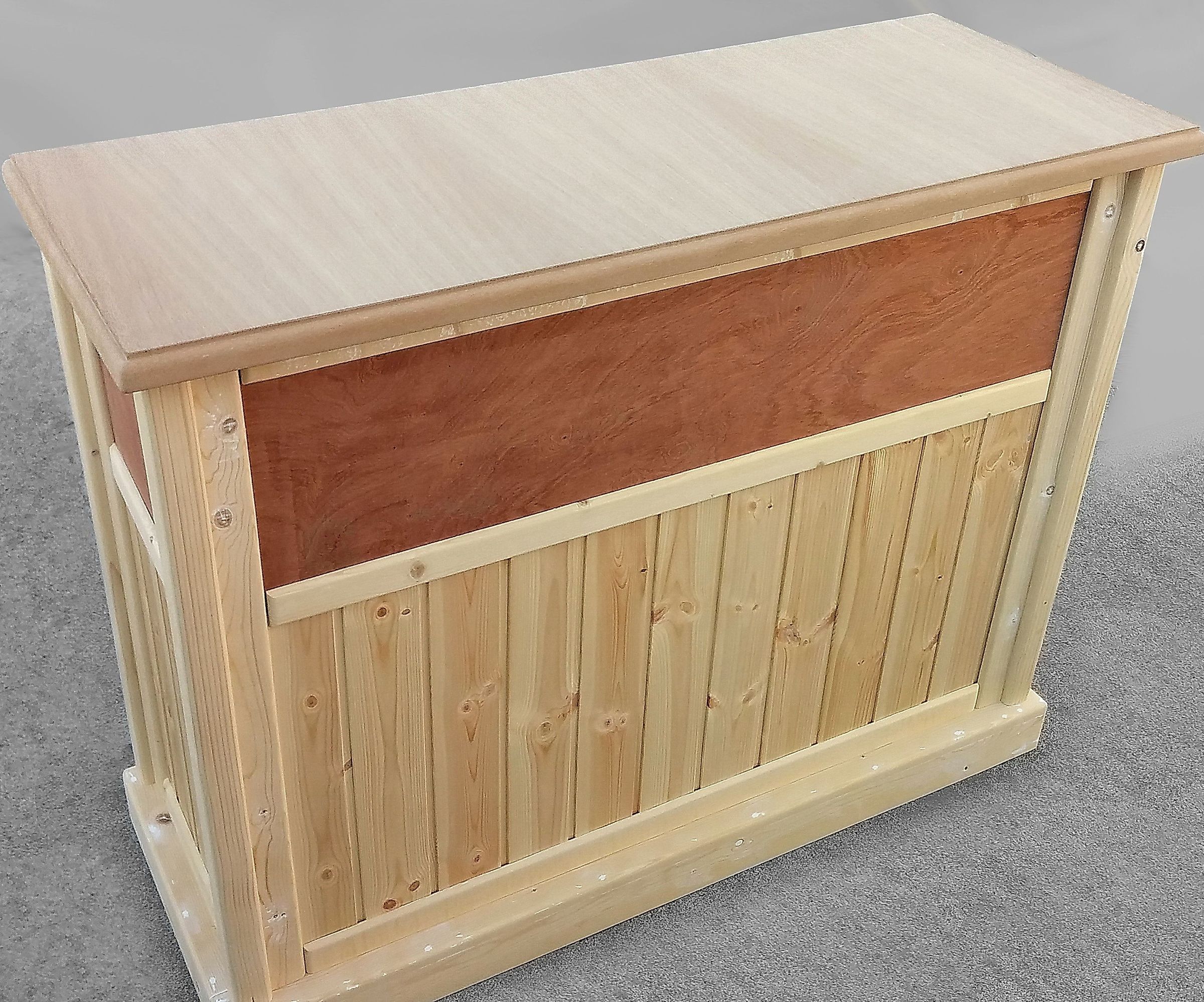 Building Custom Shop Counters | Cash Wraps 