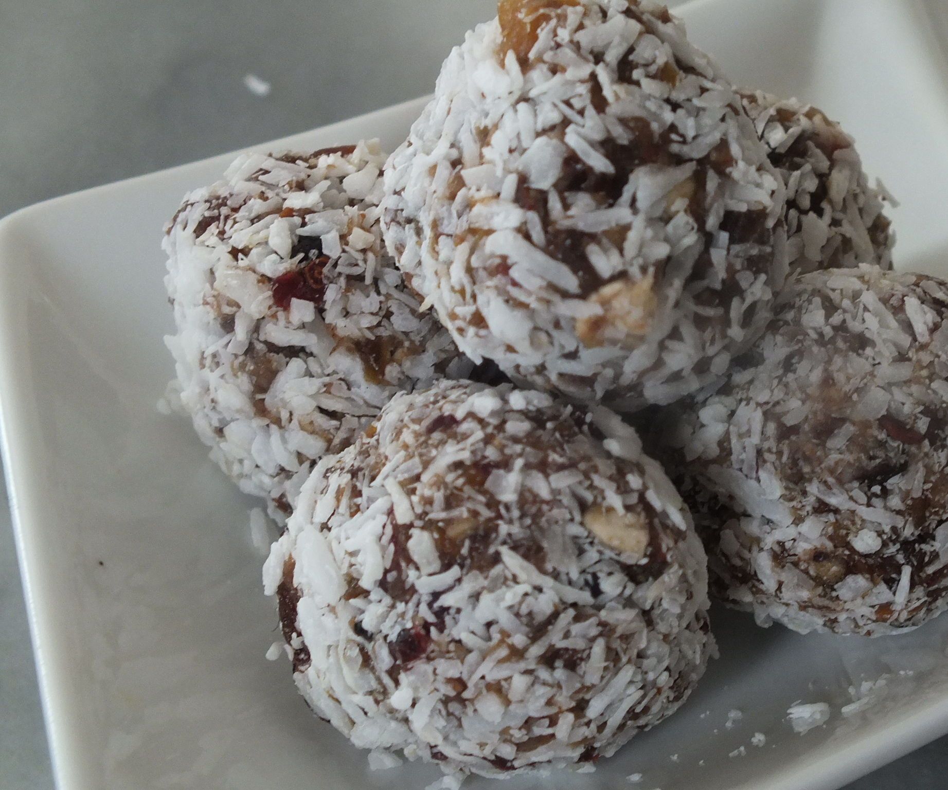 Coconut Power Bites