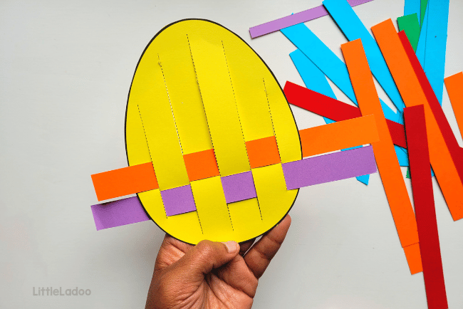 Paper Weaving Egg Craft : 10 Steps (with Pictures) - Instructables
