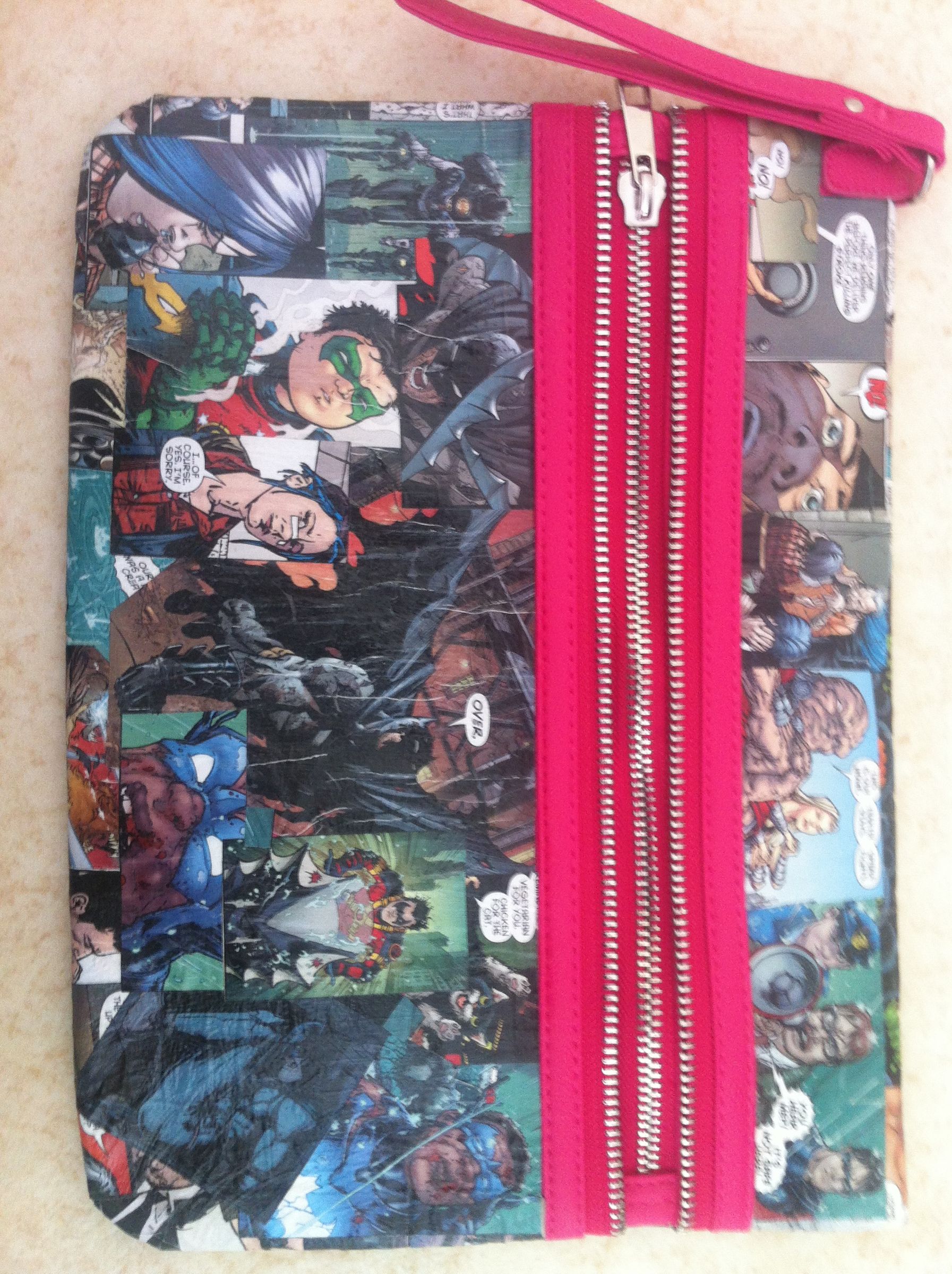 DIY Comic Book Clutch