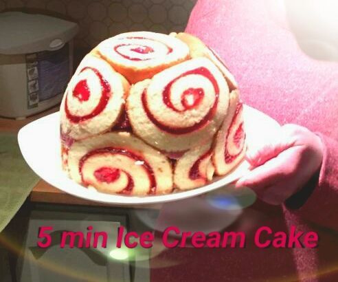 Great British Baking Hack: 5 Min Ice Cream Cake