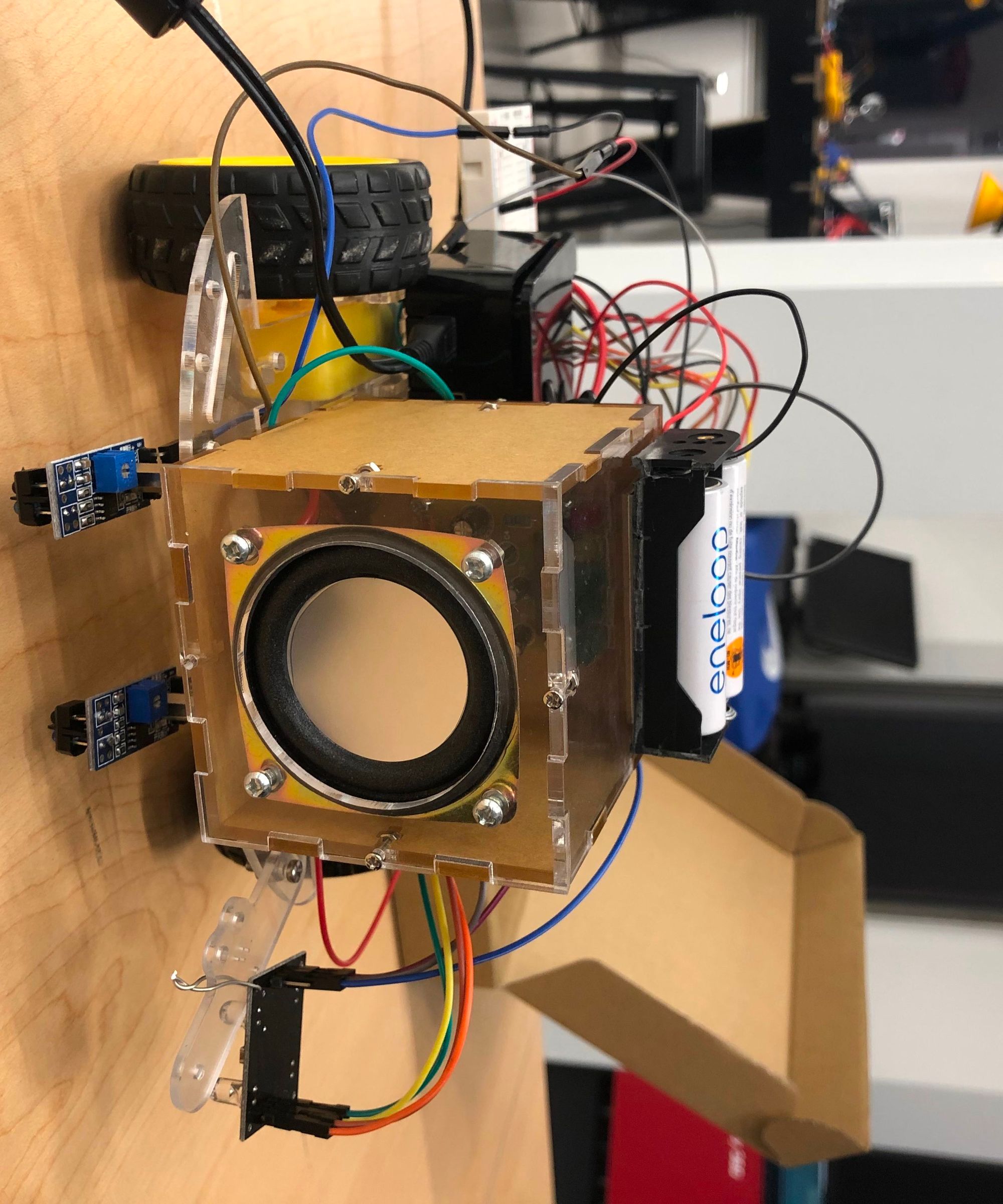 E101 Line Following Bot With Speaker