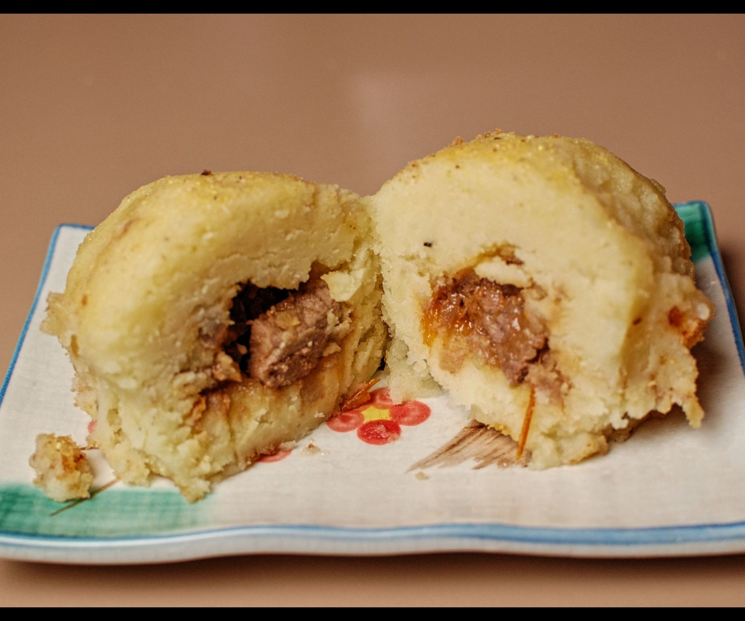 Papas Rellenas - Fried Stuffed Potatoes