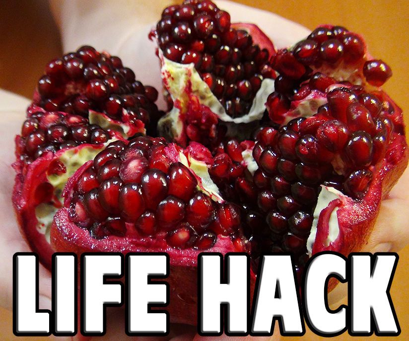 Food Life Hack: How To Deseed A Pomegranate