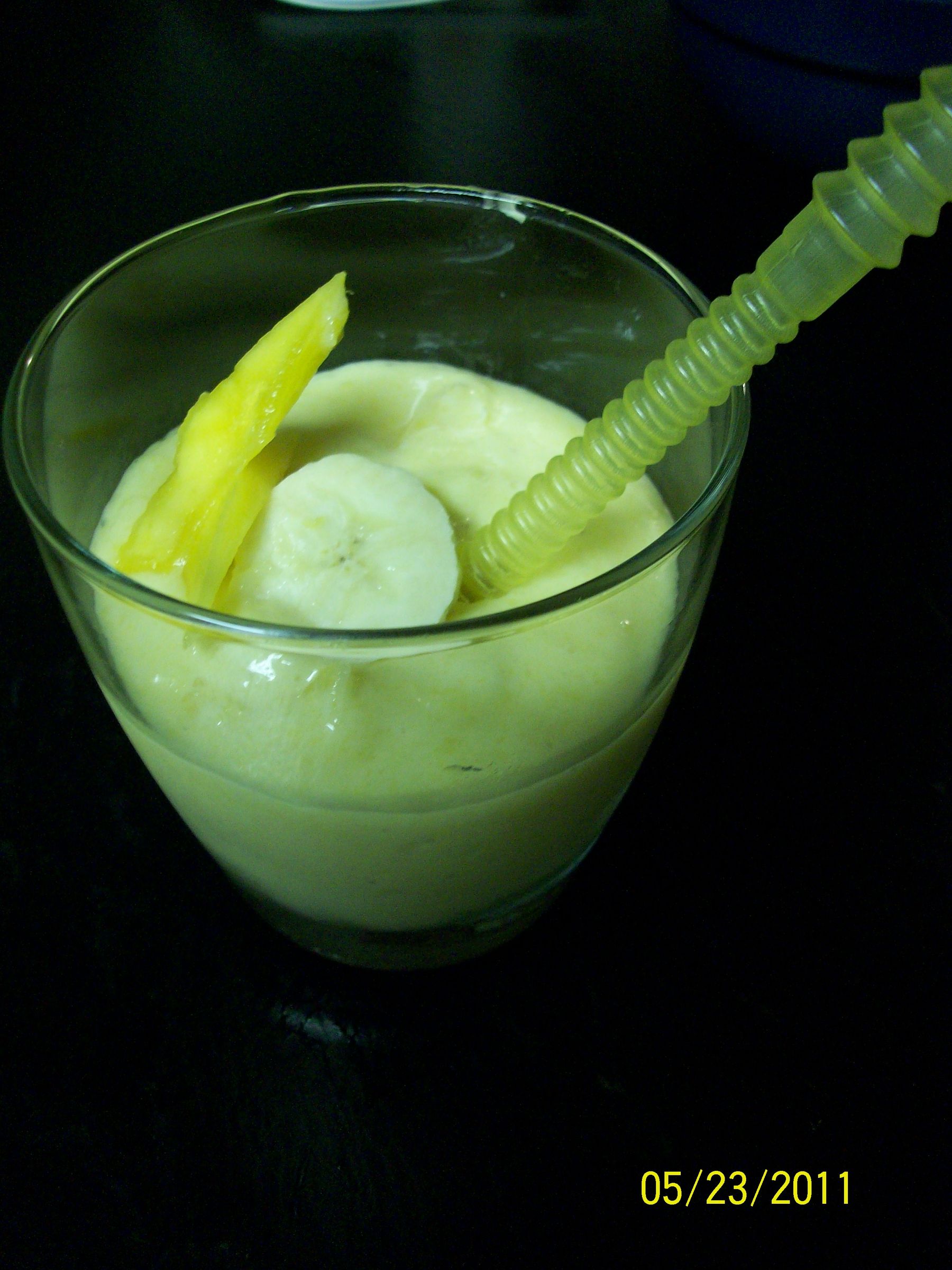 Mango Coconut Smoothie