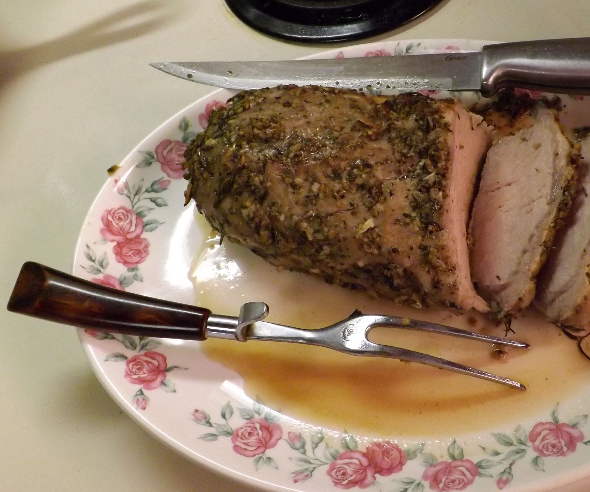 ROASTED PORK LOIN WITH CRUSHED GREEN PEPPERCORNS AND GREEN APPLE BOURBON