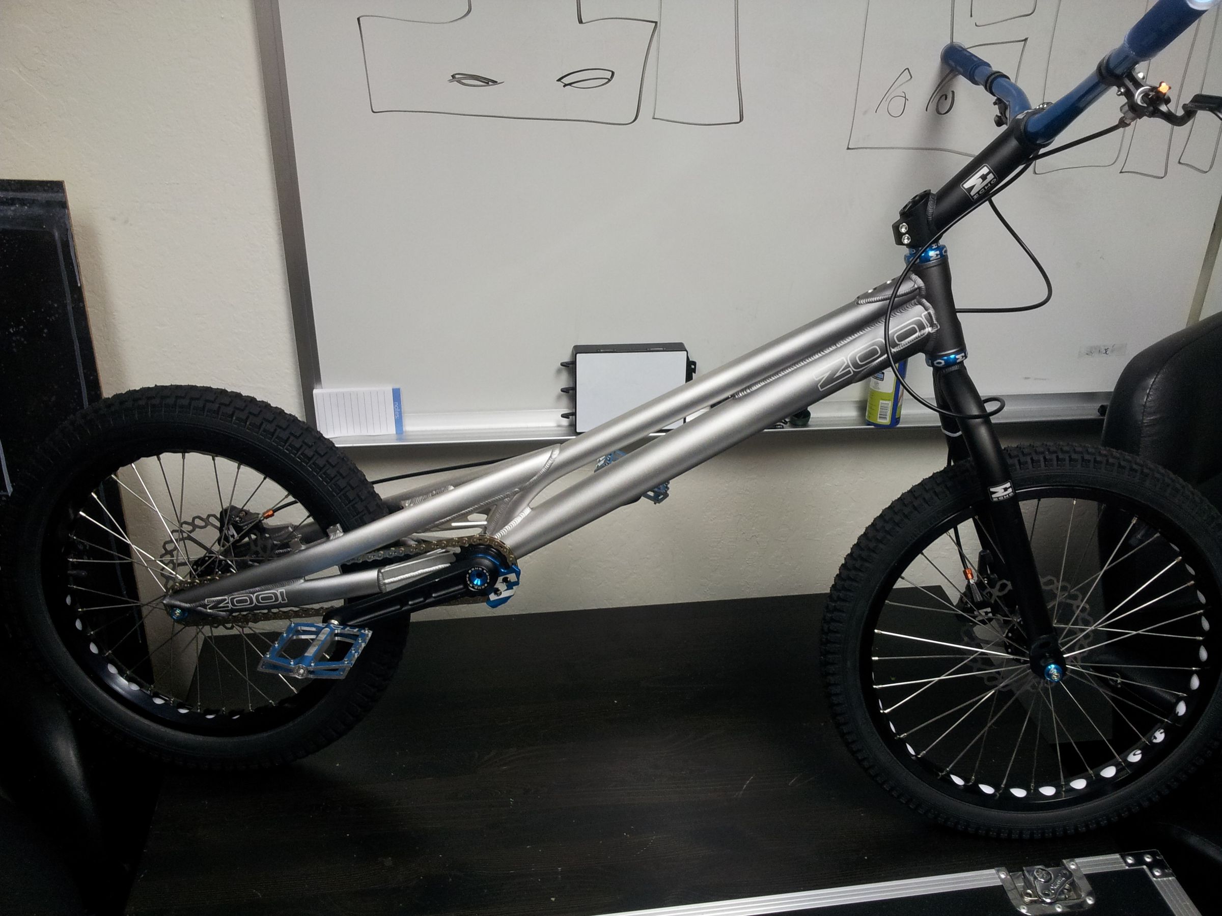 @TechShop MP- Cutting a Bicycle for to Size