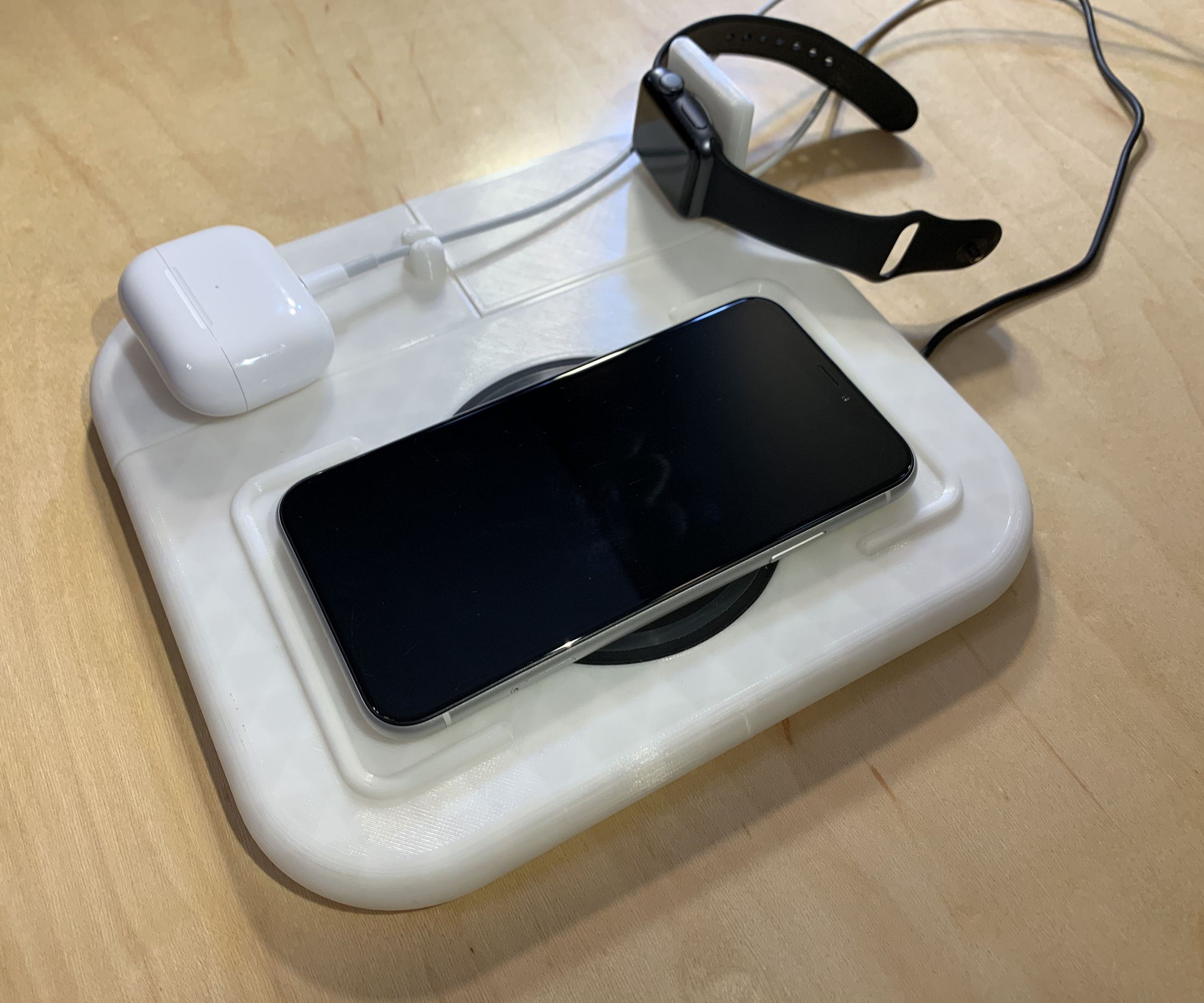 Customizable Magnetic Charging Station