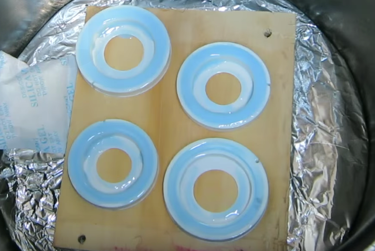 Making a Custom Silicone Gaskets in a 3D Printed Mold : 5 Steps (with ...