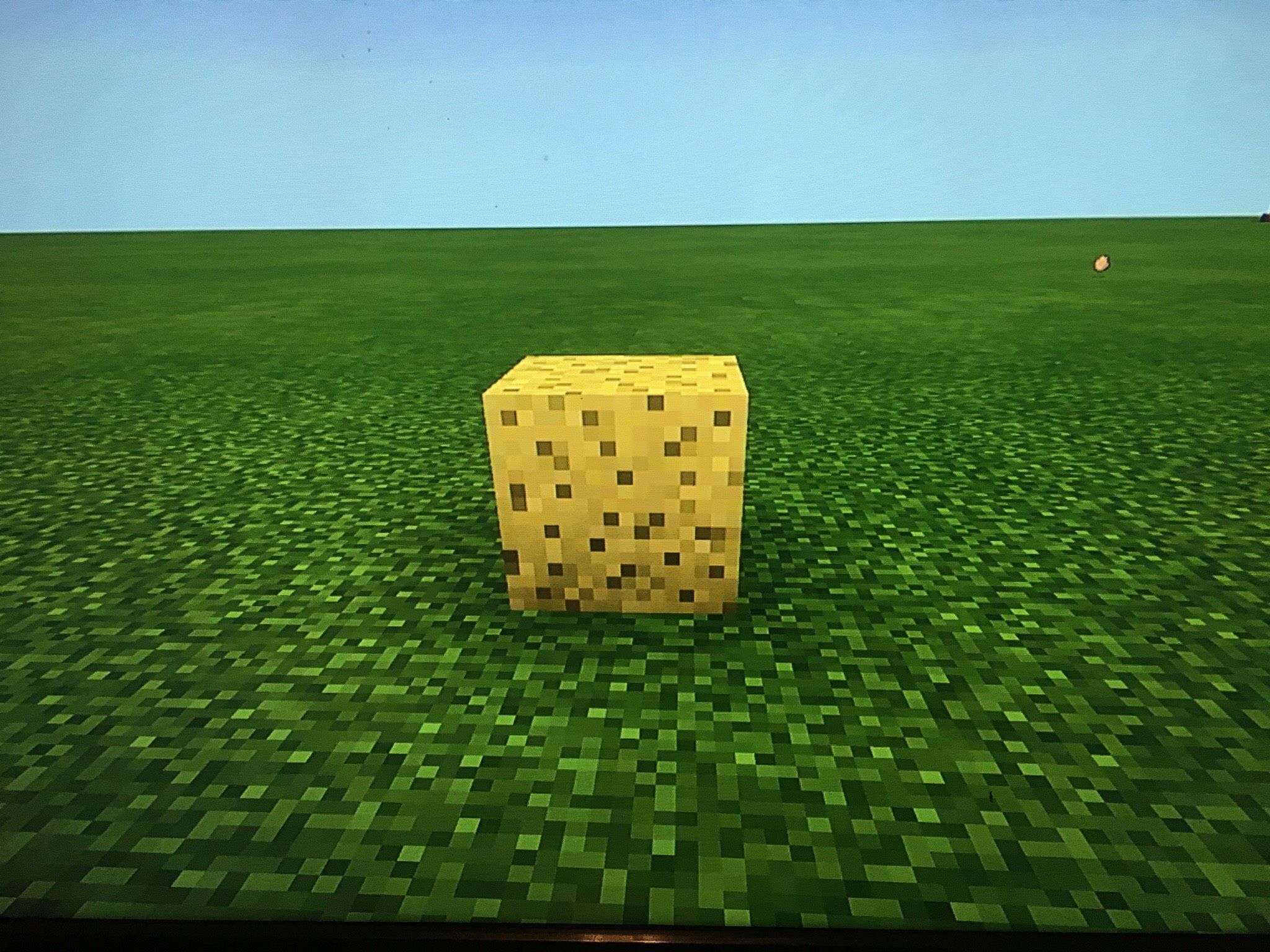 How to Make a Lucky Block in Minecraft Using No Mods 6 Steps