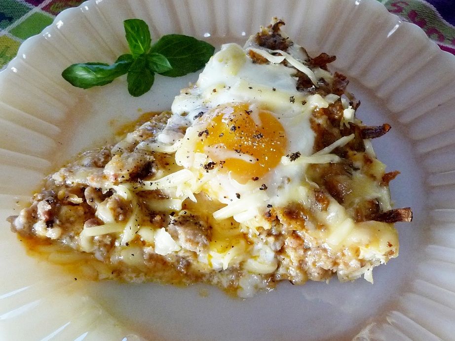 Sausage and Gravy Pie