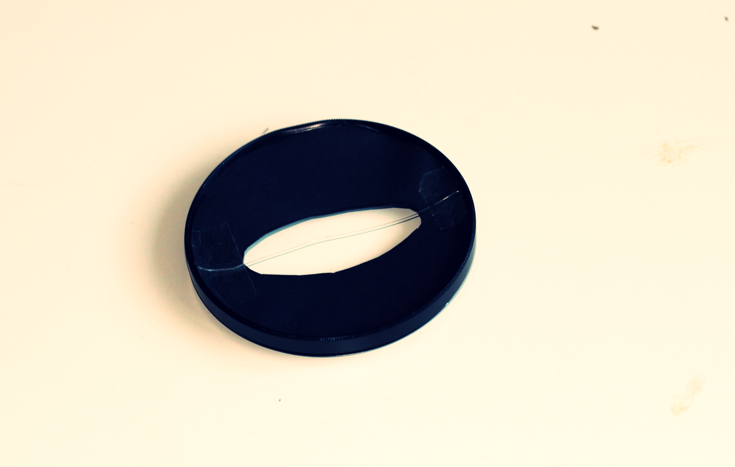 DIY Anamorphic Lens Filter for cheap