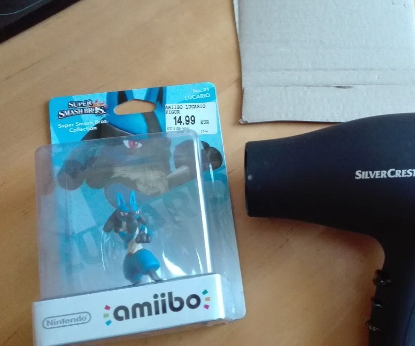 Remove Nasty Price Tags From Original Packaging