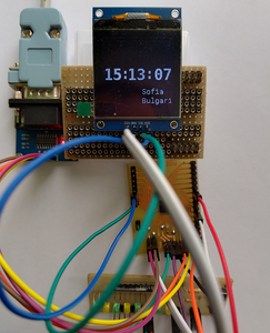 AVR128DA32 Simple Desktop Clock