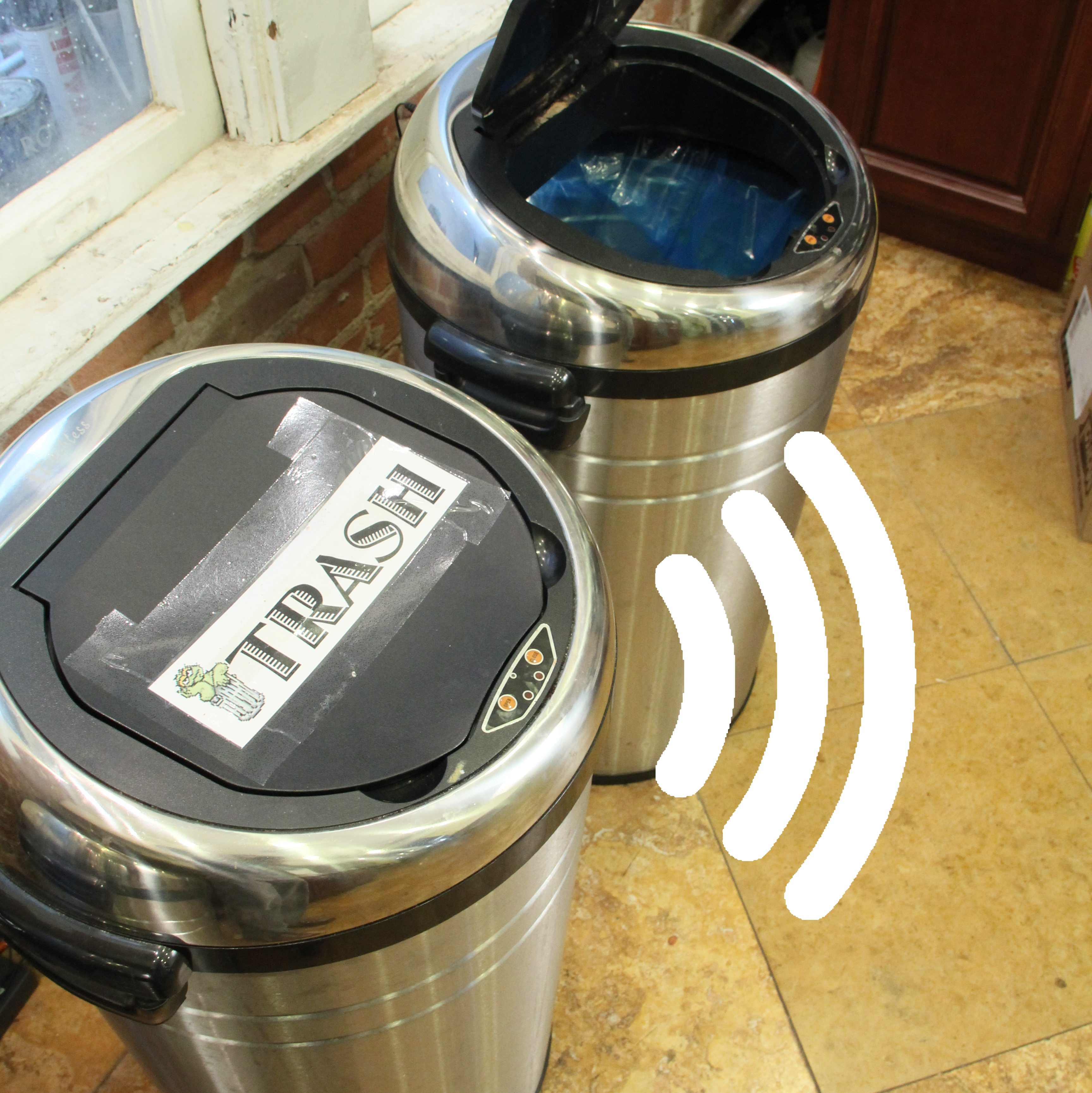 Screaming Trash Bin Prank